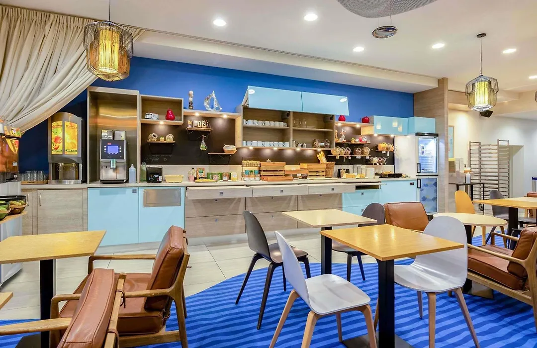 Ibis Styles La Rochelle Centre Vieux Port-1