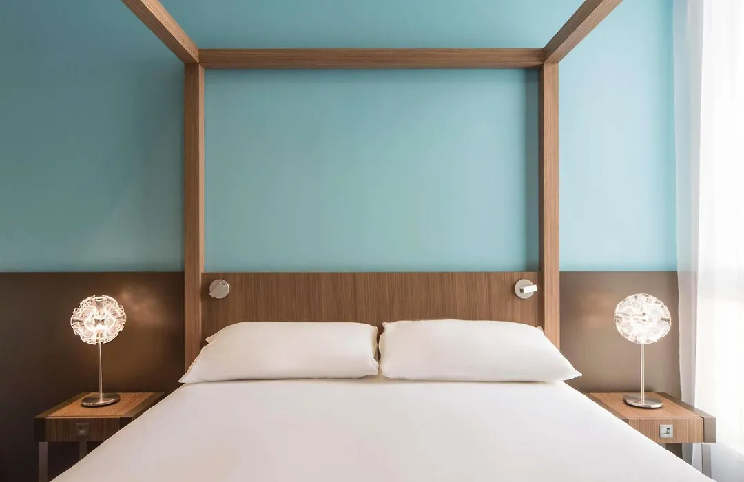 Ibis Styles La Rochelle Centre Vieux Port-1